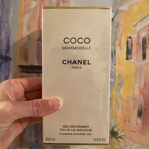 CHANEL Coco Medemoiselle Foaming Shower Gel